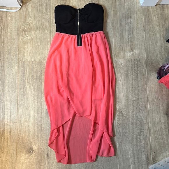 Strapless Asymmetrical Flowy Dress - Picture 1 of 5